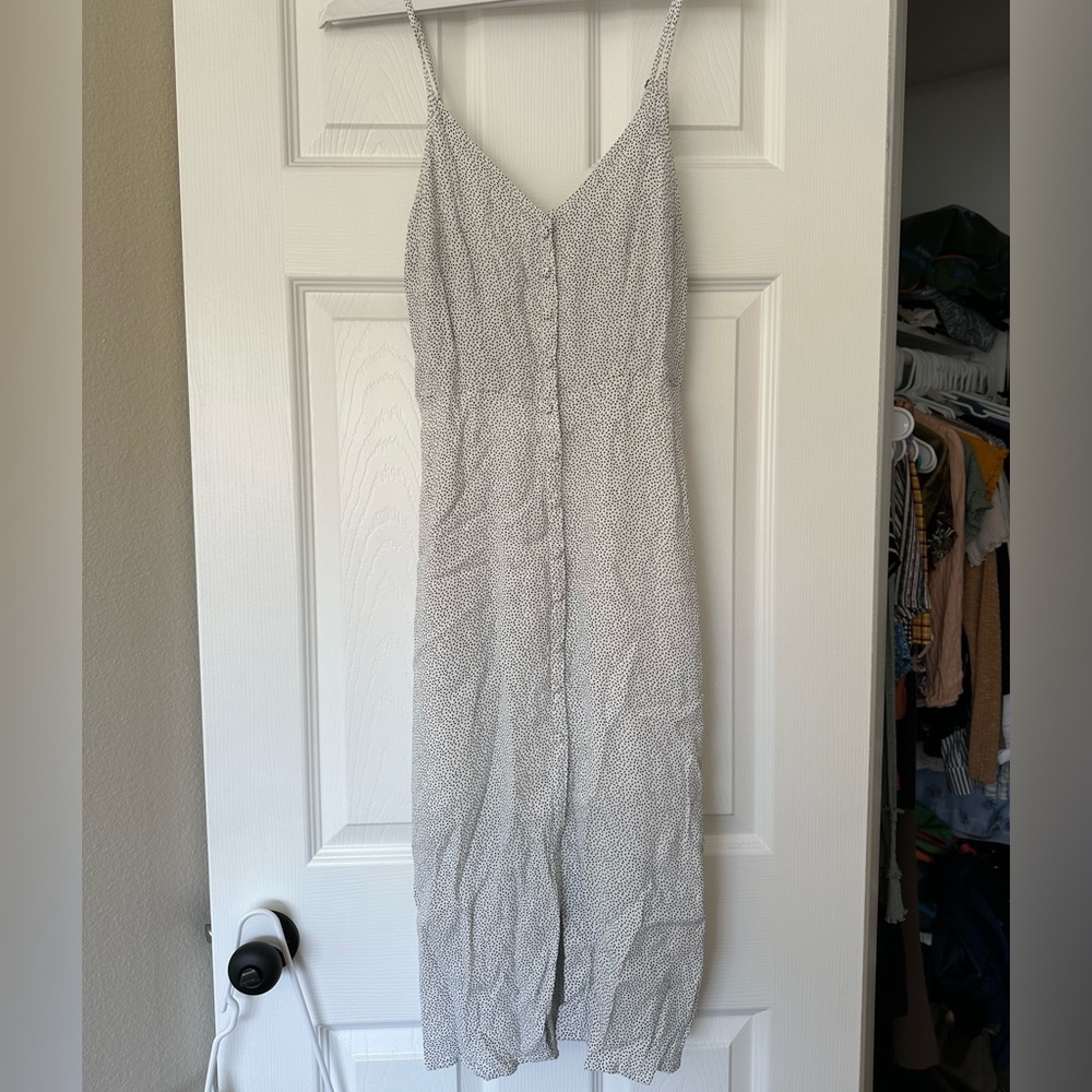 Abercrombie & Fitch White polka dot midi dress | white midi dress | midi dress